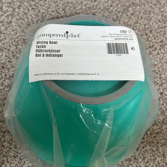 Pampered Chef Kitchen Pampered Chef Mixing Bowl Poshmark